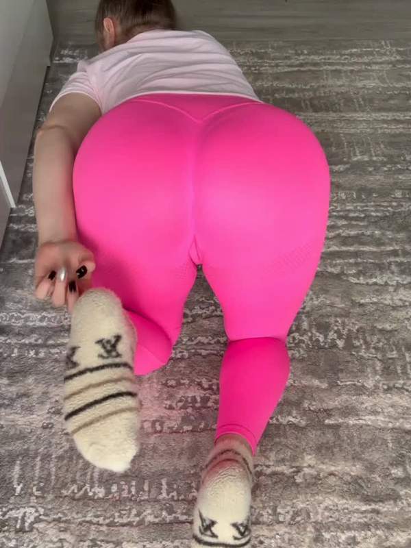 Ich liebe deinen Schwanz - ein geiles Girl mit großen Titten