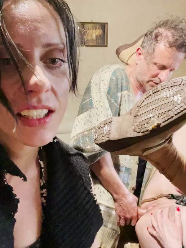 Brittany Bardot und George Uhl beim Fingern und Ficken