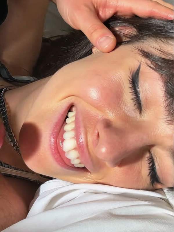 Morgens ins Gesicht gespritzt - ein geiles Morningfacial