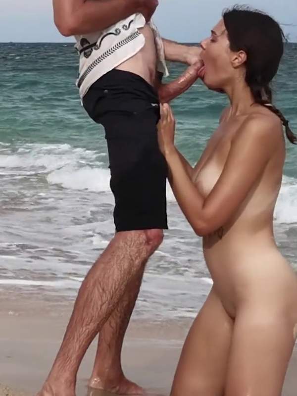 Ich kann nicht widerstehen dem Schwanz am Strand