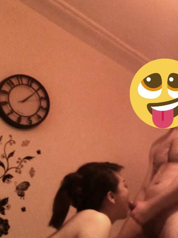MILF - Asiatin mit saftigen Titten wird gefickt