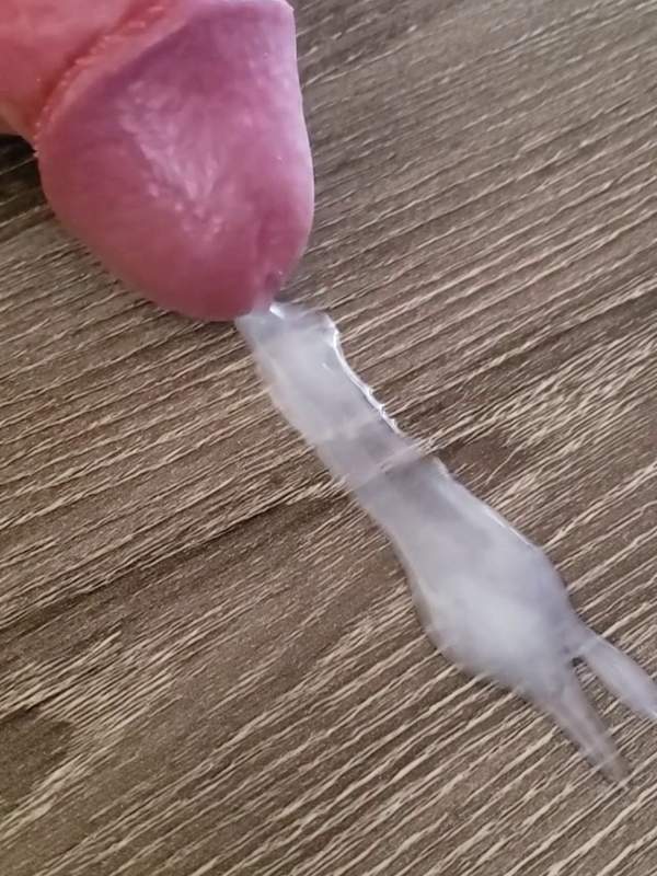 Mein rosa Dildo kommt zum Vorschein - wer wird als Nächstes zum Durcheinander bringen?