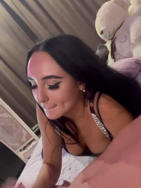 Meine goth Freundin ist ein Spermasammler